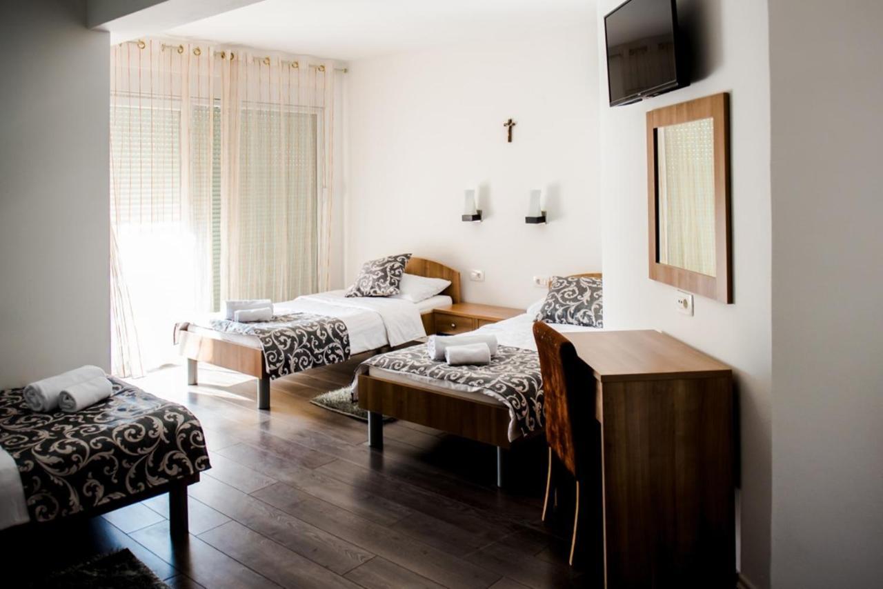 Hotel Villa Monako Međugorje Esterno foto
